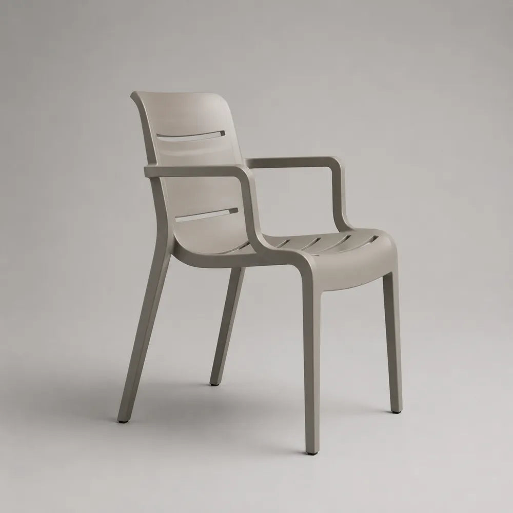 Sedia da pranzo con braccioli in polipropilene beige 56 x 55 x 82 cm struttura monoblocco
